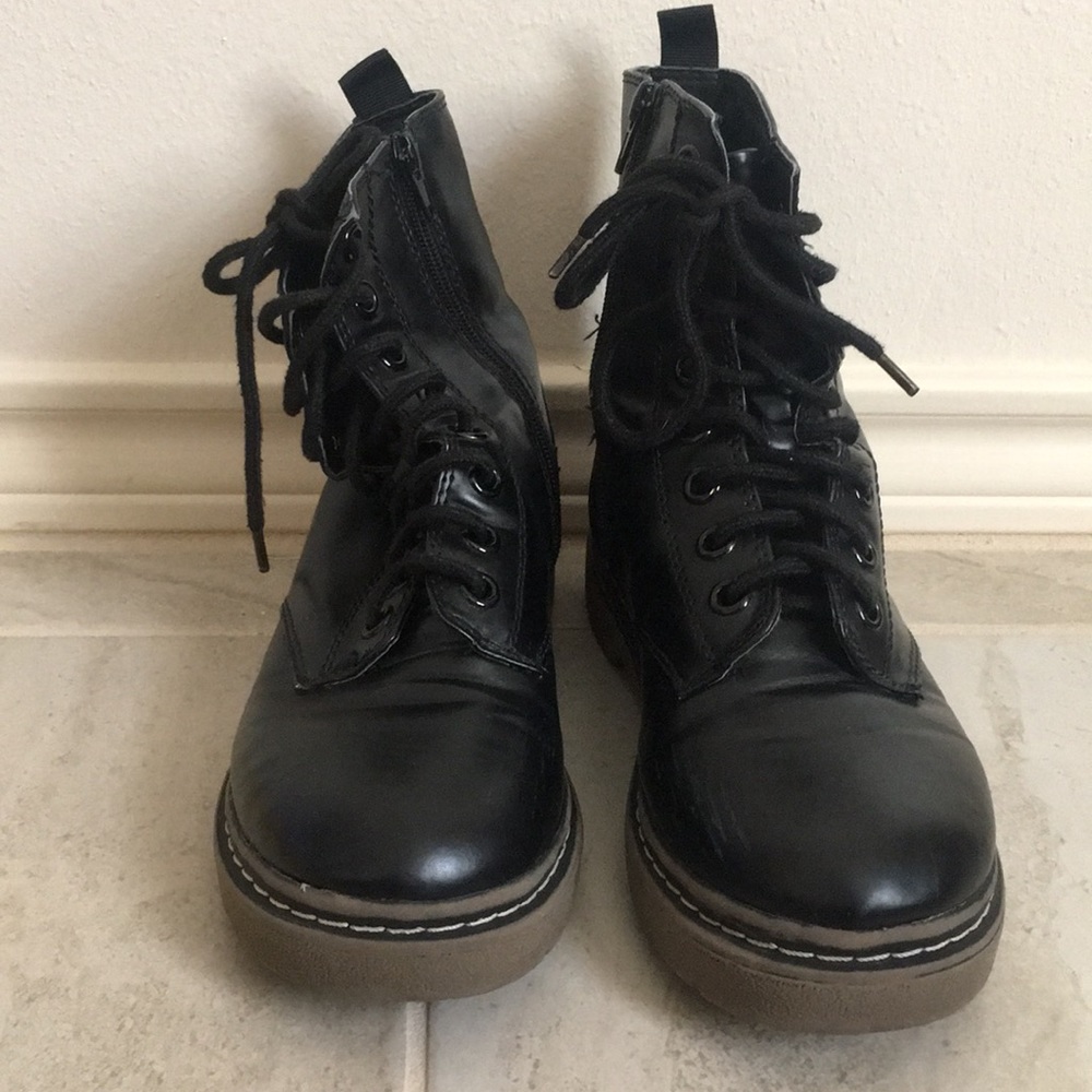 Black lace up Boots